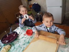 PIOTR ( gr.V) i MAREK (gr.VI)