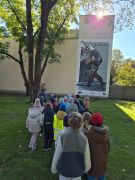 Dzieci w muzeum.